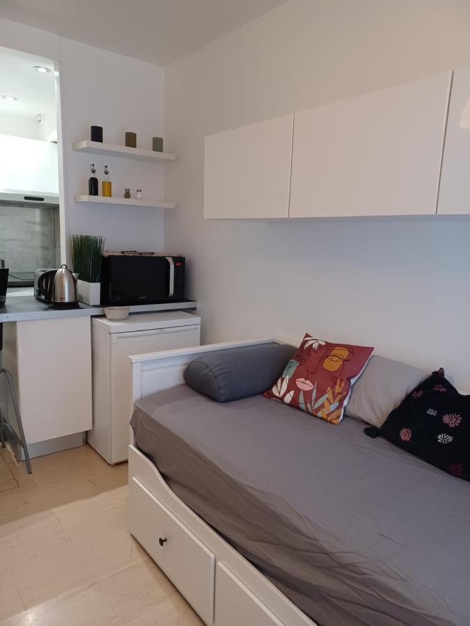 Studio A Nice Avec Piscine Екстериор снимка